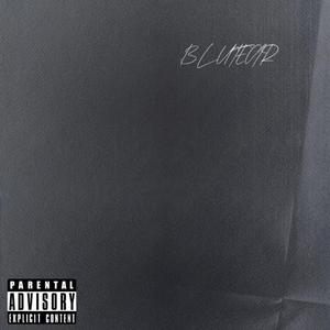 流出的眼泪是蓝色的