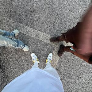 Dubs (feat. A5)