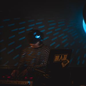 NOIZE SET Clutch 80s  01