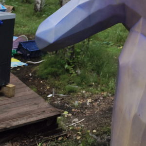 过来玩，有妹子