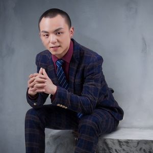 青山如流水似流年