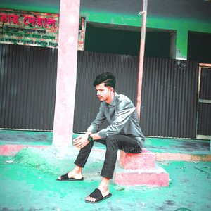 তোমার হাসির আলোয় জ্বলে প্রীতি,