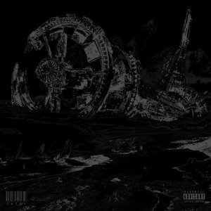 Gölgelerin Ardında