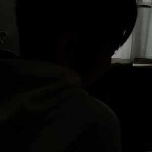 深夜的房间和灯（Prod By Siren&Pizzle）