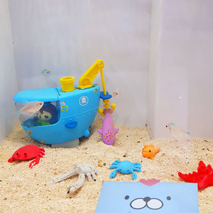 설레는 마음으로 여자친구에게 첫번째 편지를 쓰는 기분