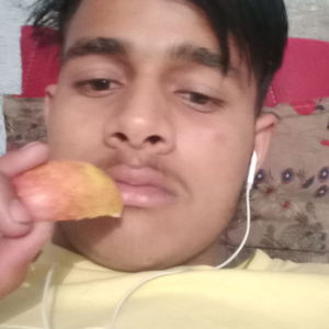 चन्द्रमा सो टूक छोरी नजर लाग ज्या दुनिया की