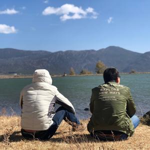 永远年迈，永远老泪纵横