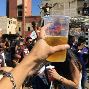 Ih Ih ela quer sentar no Pipi