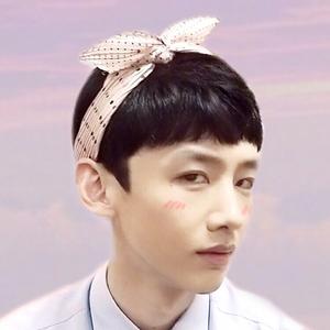 白敬亭生日快乐鸭