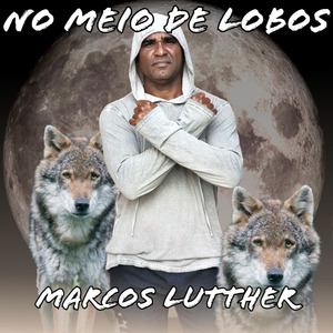 No Meio de Lobos