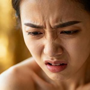 어색한 내 표정