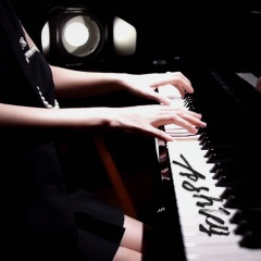 追梦人-《雪山飞狐》电视剧片尾曲 (钢琴版)