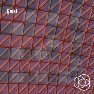 但舞池里并没有人