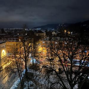 Več