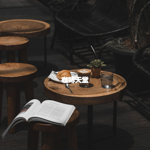 Acoustic and Electric Piano Jazz Duo Soundtrack for Retro Friday