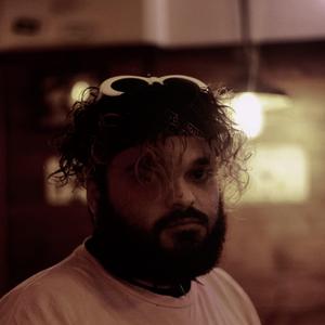 Beviamo Qualcosa (feat. Fede La Fam, Metis & Unknøwn)