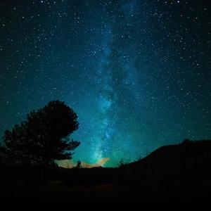 寻找星空下和你一起遨游的“记忆”