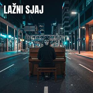 LAŽNI SJAJ