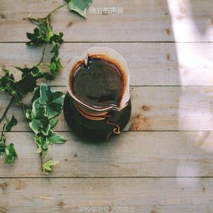 适合在家里工作了解音乐