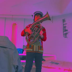 你是一个爱自拍的女人