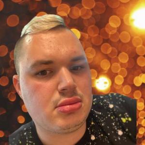 Na figyelj babám