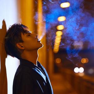 对你爱不够 伴奏