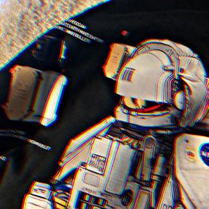 為 何 留 我 一 人 在 太 空