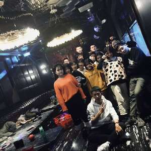 凤凰花开的路口