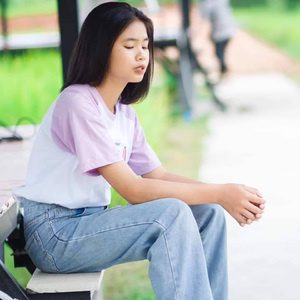 อย่าฟ้าวไหลเด้อน้ำตา