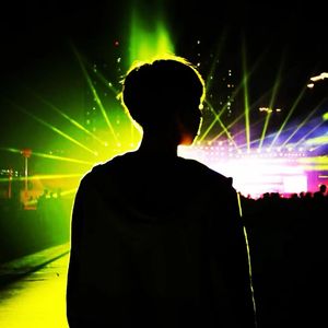 十九岁的最后一个夜晚 伴奏