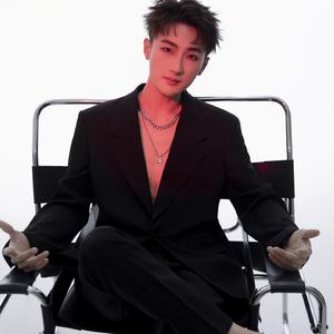 525时光老大战歌