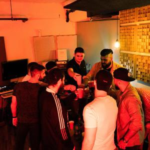 Avlem Tapem (feat. Erik Vibez)