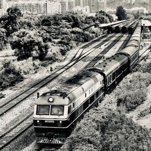 T8370