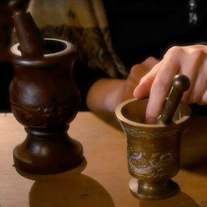 Pots, Bottles and Phials (Glass Sounds, Tapping, Liquids, Tracing), Pt. 2