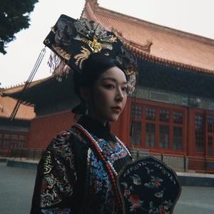 簪子一拔就是GUN