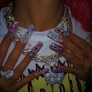 Broke Junkie! (feat. Drucè Gabana)