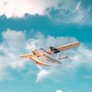 回忆像个旧闹钟