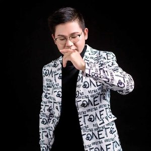 海面平静的像从未起风