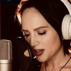 Ты здесь никто