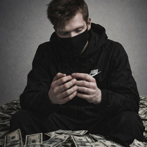 Деньги правят