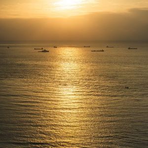 永不坠落的帆_01