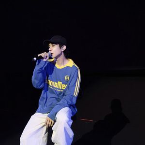 周末漫游——冯建宇2025生日会live