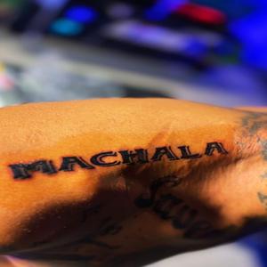 Okunrin Mefa (feat. Jamokay & Machala Sango)