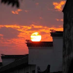 落日余晖与你皆失