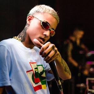 OLHOU PRO DJ KIKO É VAPO (Extended)