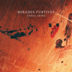 V. Con fluidità, Mirades furtives