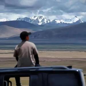 风把秘密吹进星河