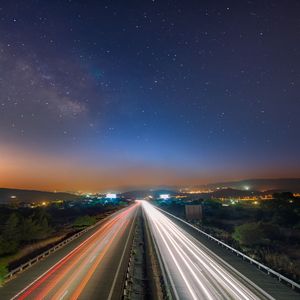 请你不要问我姓什么