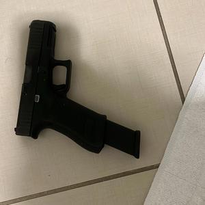 What happened ? (feat. Thirty3ree)