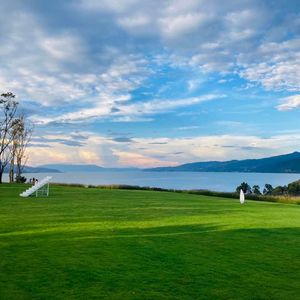 我好像在哪见过你